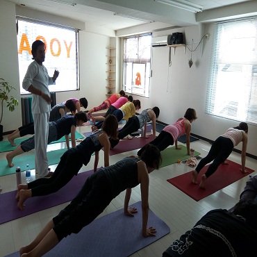 registered-yoga-teacher-training-school-in-india